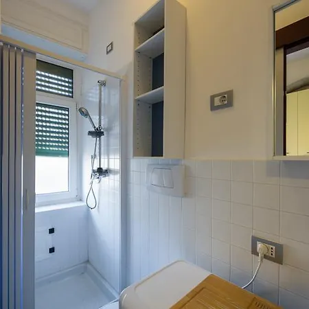 Riverview Flat Borghese Parioli Lägenhet