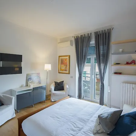 Riverview Flat Borghese Parioli Lägenhet